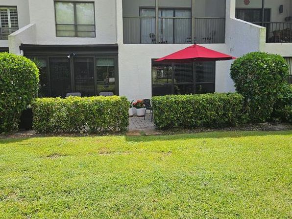 900 Greensward Ln APT 106