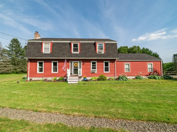 574 Walker Rd, Endicott, NY 13760