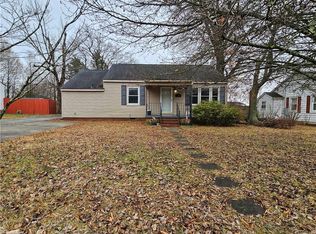 321 Mountain View Dr, Kernersville, NC 27284