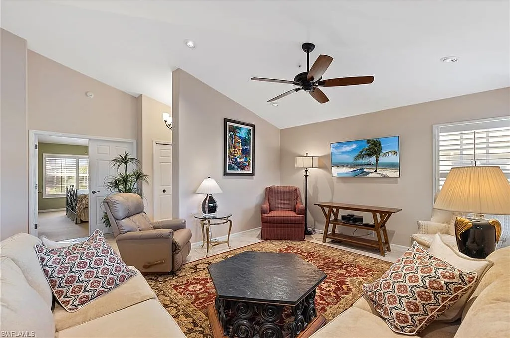 2 bed, 2.0 bath, 1446 sqft, $6,500 — Photo 4