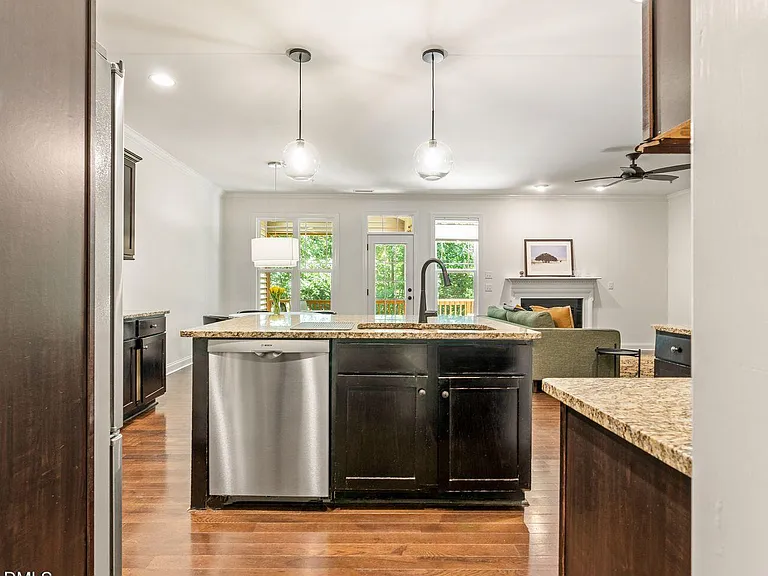 344 Rose Walk Ln — Photo 4