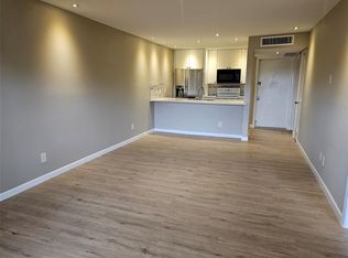 8419 Hearth Dr APT 24, Houston, TX 77054