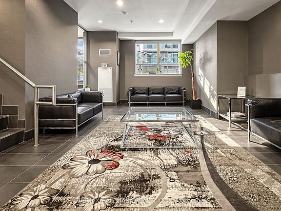4th image of 812 Lansdowne Ave #1119