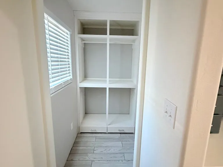 66 W James Pl — Photo 14