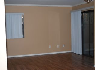 1321 Massachusetts Ave APT 102, Riverside, CA 92507