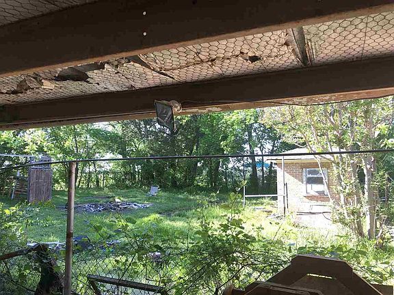 4th image of 1804 W Tulsa Ave