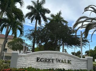 11741 SW 7th St, Pembroke Pines, FL 33025