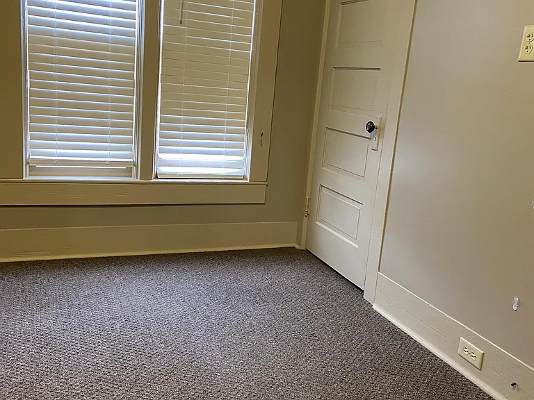 416 Bank St #2 — Photo 6
