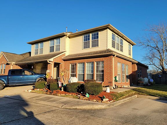 2nd image of 1715 Village Townhome Dr