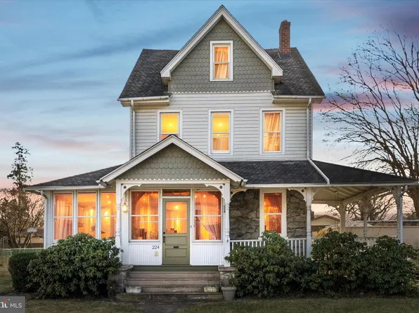 224 W Providence Rd, Aldan, PA 19018