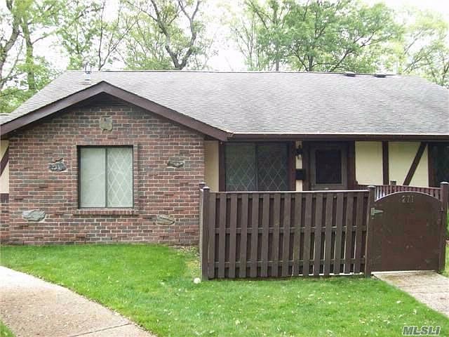 2nd image of 271 Sagamore Hills Dr