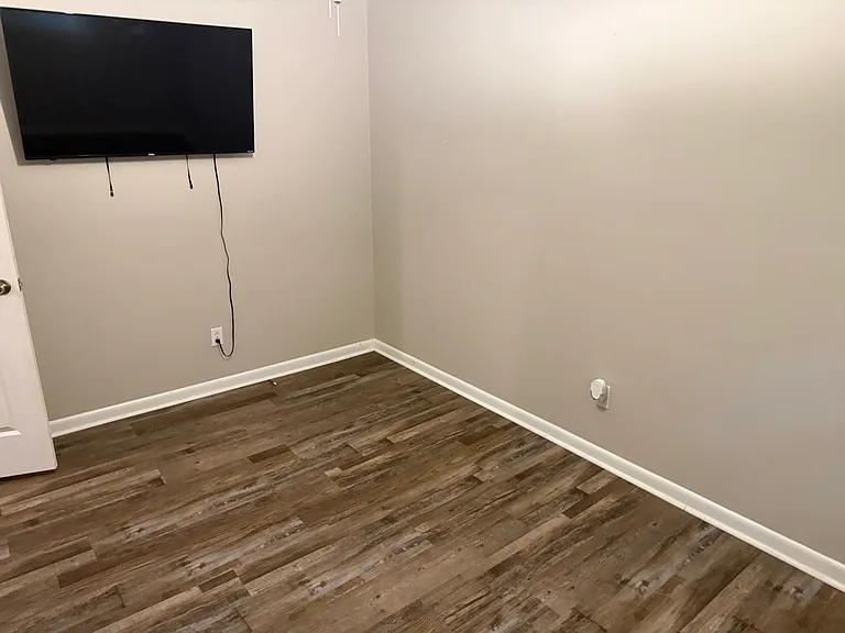 351 Tonya Dr — Photo 11