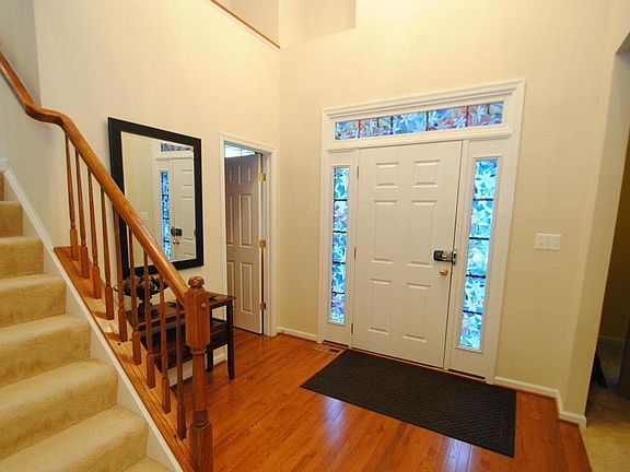 3rd image of 1220 Farrish Dr