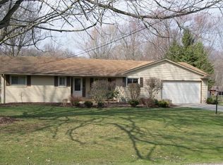 7444 E Parkside Dr, Youngstown, OH 44512