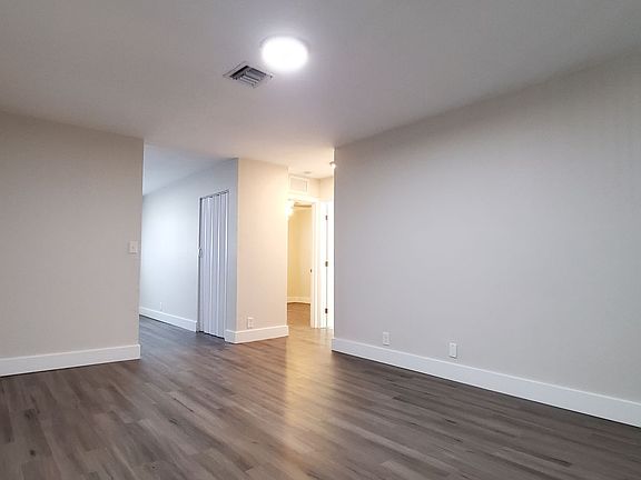 2nd image of 450 SW 2nd St #518-7