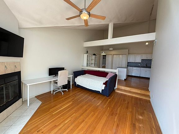 3rd image of 10 Chapman St Unit 303