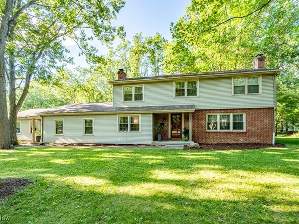 430 Bradford Dr, Canfield, OH 44406