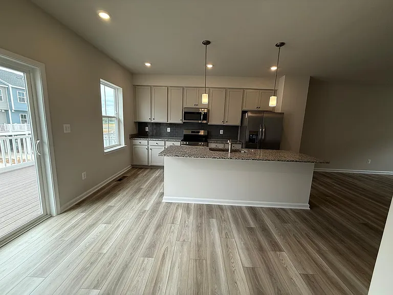 1353 Cedar Valley Rd — Photo 14