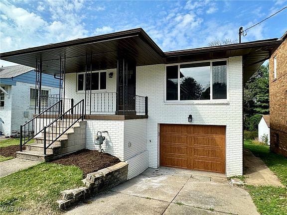 2nd image of 829 Jeanette Ave