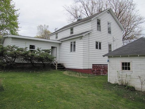 2nd image of 808 S Kimberly Ave