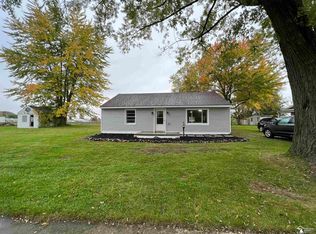 738 1st St, Dundee, MI 48131