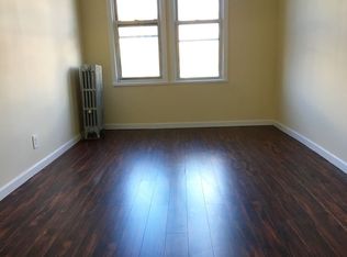 2522 30th Ave APT 2F, Astoria, NY 11102
