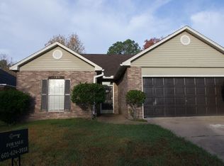 169 Commonwealth Ave, Brandon, MS 39047