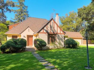 21 College Park, Davis, CA 95616