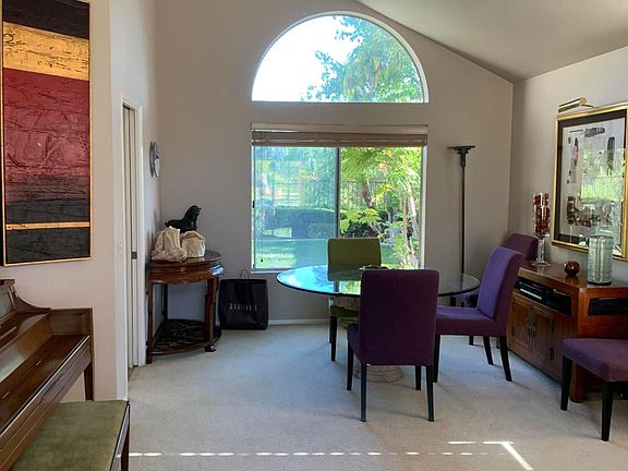 5th image of 2488 Steven Dr