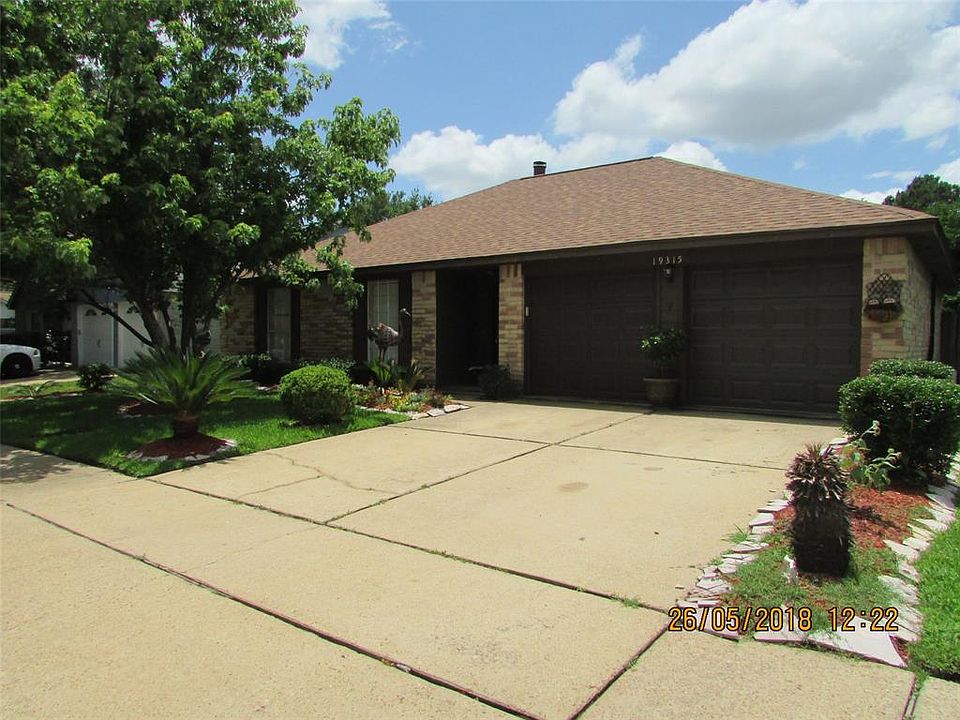 1st image of 19315 Winding Branch Dr