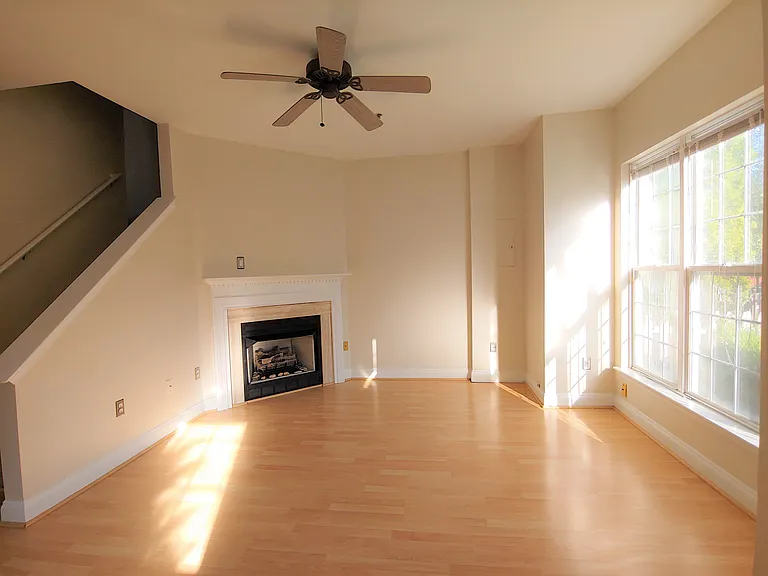 814 Estuary Dr — Photo 7