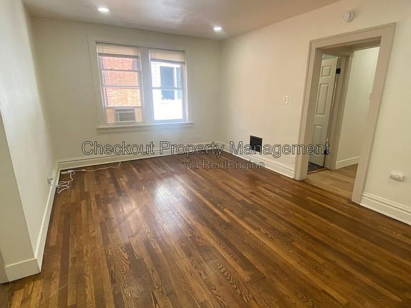 5th image of 4746 S Grand Blvd