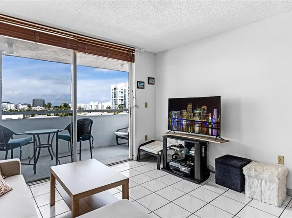 7440 Harding Ave APT 502, Miami Beach, FL 33141