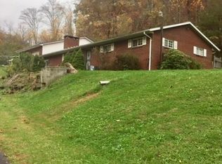 198 Whittington Rd, Charleston, WV 25312
