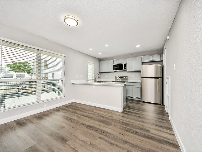 781 Country Place Dr #2021 — Photo 6
