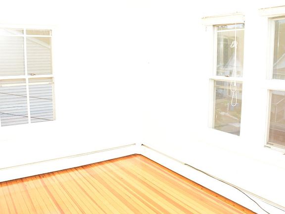 5th image of 144 Long Hill Ave