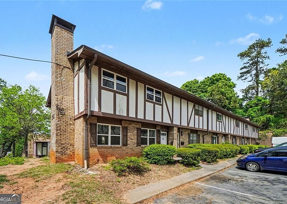 1st image of 2952 N Dekalb Dr APT A