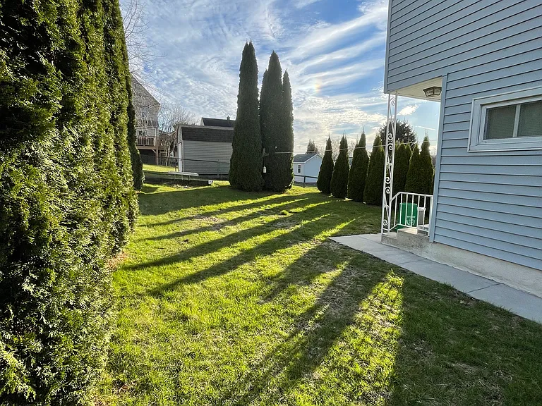 17 Diana St — Photo 13