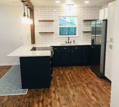 3rd image of 271 Willow Ave #B