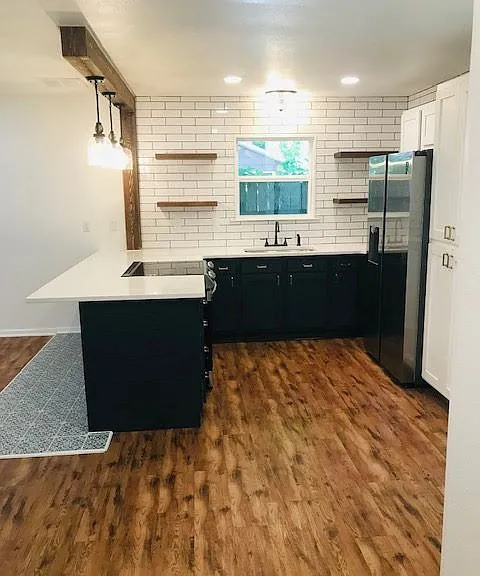 271 Willow Ave #B — Photo 3