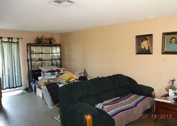 4th image of 11818 Davis St