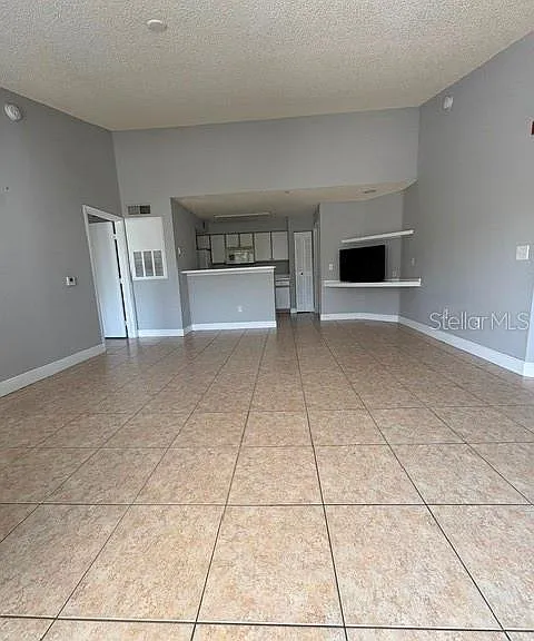 2201 Key West Ct #335 — Photo 2