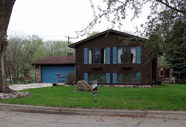 1st image of 1208 Jackson Ave
