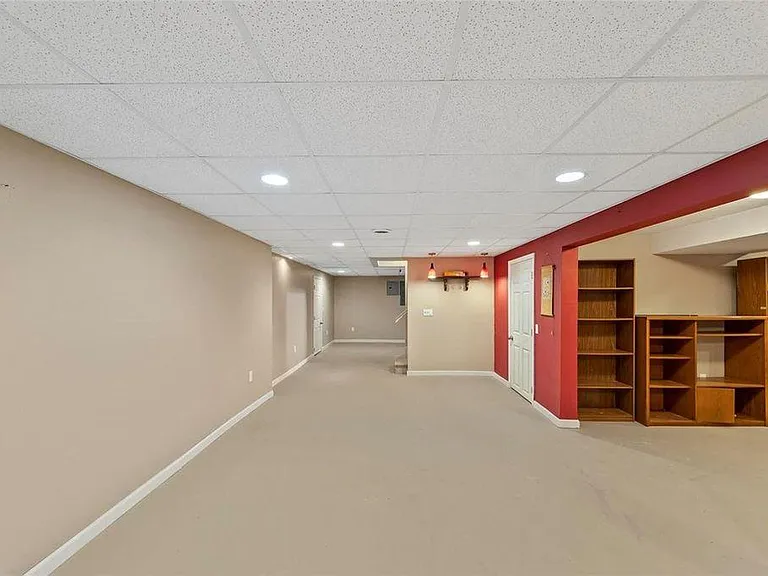 830 Nykiel Ct — Photo 30