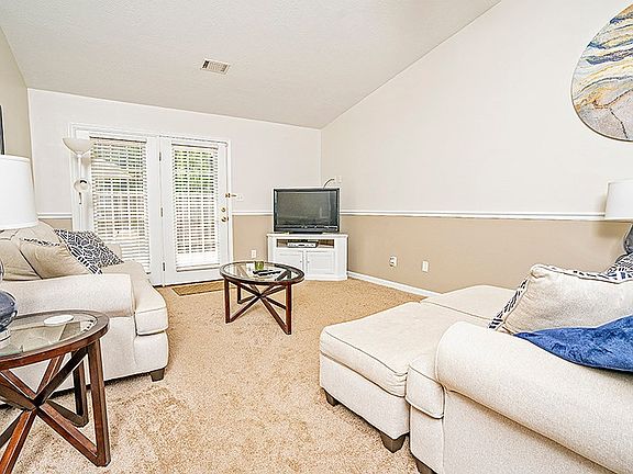 2nd image of 204 Karlie Ct