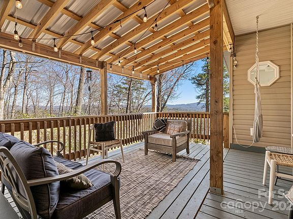 5th image of 227 Boyd View Ln