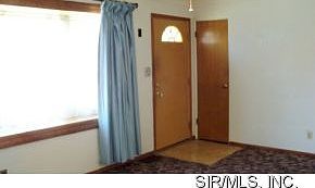 3rd image of 2920 Fortune Dr