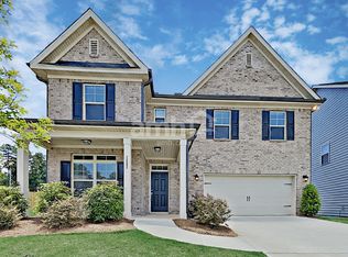 1662 Weatherbrook Cir, Lawrenceville, GA 30043