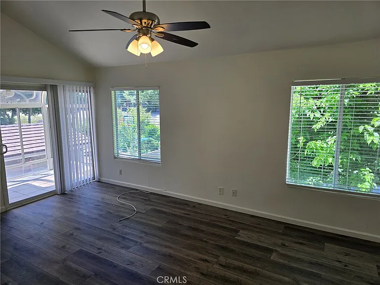 25317 Avenida Ronada — Photo 25