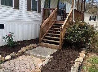 1526 Farmer St, Richlands, VA 24641